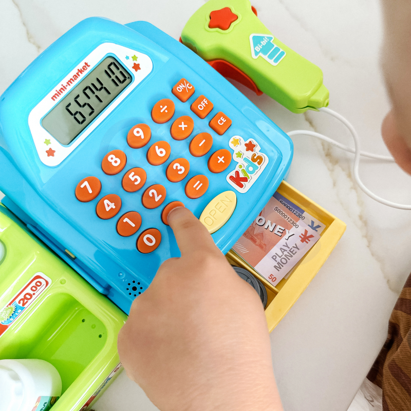 Кассовый аппарат WOOPIE с полкой и аксессуарами