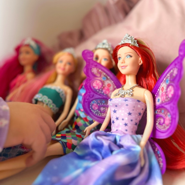 WOOPIE 4 stebuklingų princesių rinkinys - 4in1 lėlių dėžutė su priedais WOOPIE 4 stebuklingų princesių rinkinys - 4in1 lėlių dėžutė su priedais