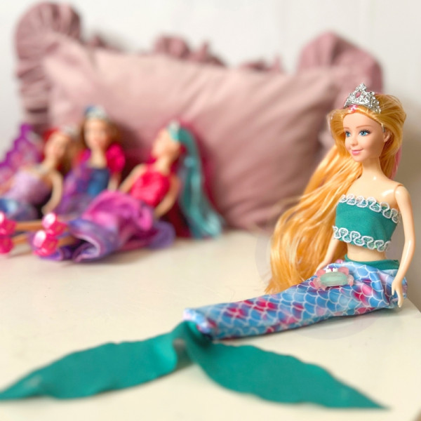 WOOPIE 4 stebuklingų princesių rinkinys - 4in1 lėlių dėžutė su priedais WOOPIE 4 stebuklingų princesių rinkinys - 4in1 lėlių dėžutė su priedais