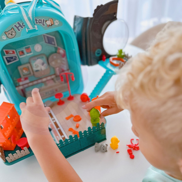 WOOPIE Little Vet Set 3in1 namas kuprinėje šunyje WOOPIE Little Vet Set 3in1 namas kuprinėje šunyje
