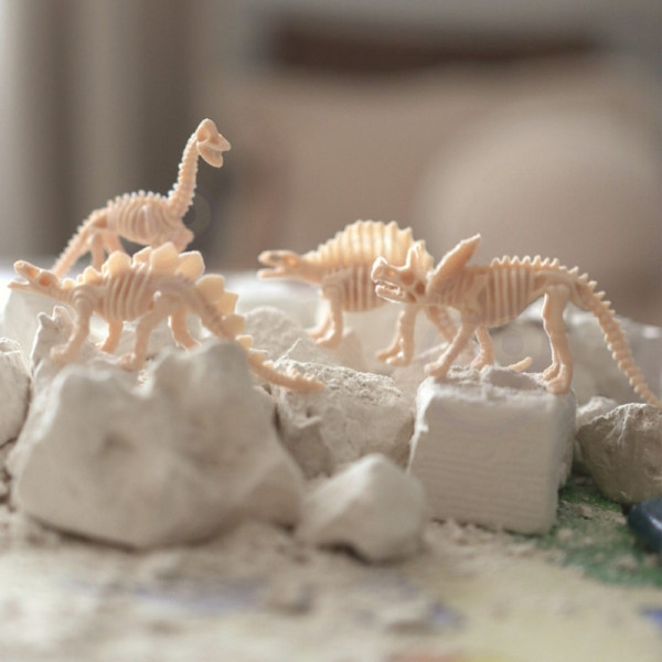 WOOPIE kasinėjimai "Mažasis archeologas" 6 dinozaurų skeletai WOOPIE kasinėjimai "Mažasis archeologas" 6 dinozaurų skeletai