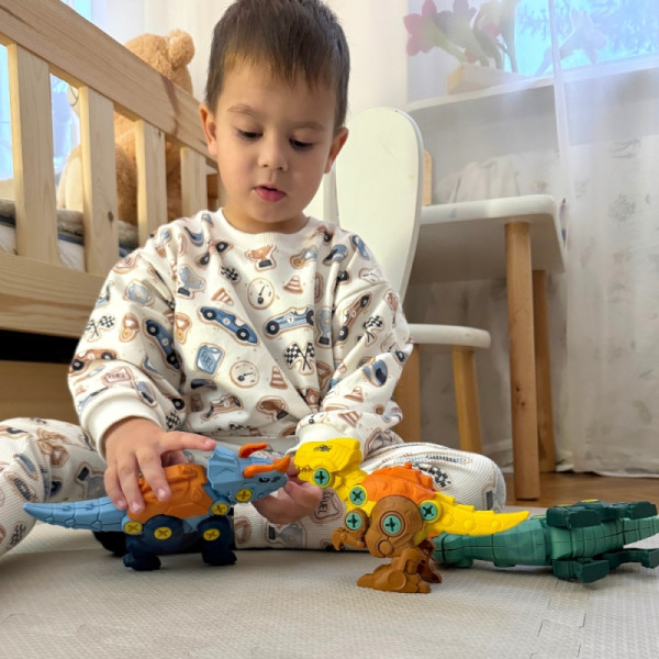 WOOPIE Sukimo dinozaurų rinkinys 3 vnt. Statybinis rinkinys dėžutėje + gręžtuvas ir atsuktuvas WOOPIE Sukimo dinozaurų rinkinys 3 vnt. Statybinis rinkinys dėžutėje + gręžtuvas ir atsuktuvas