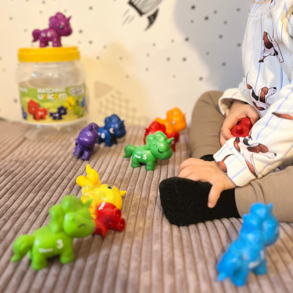 WOOPIE rinkinys Montessori spalvų vienaragio figūrėlių "Match Numbers" lankstymui 13 vnt. WOOPIE rinkinys Montessori spalvų vienaragio figūrėlių "Match Numbers" lankstymui 13 vnt.