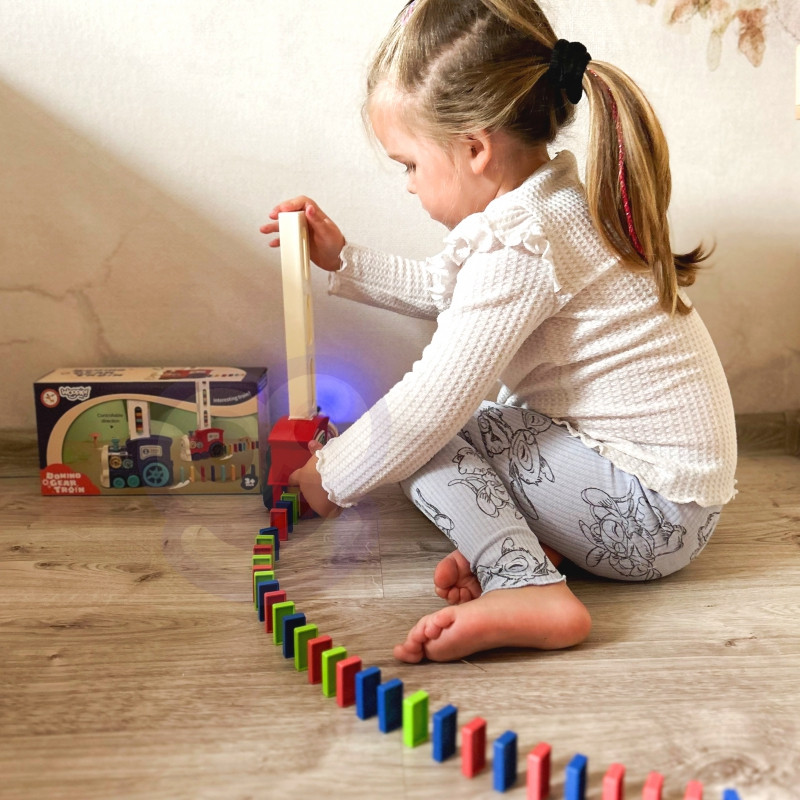 WOOPIE elektrinis traukinys Domino lokomotyvas
