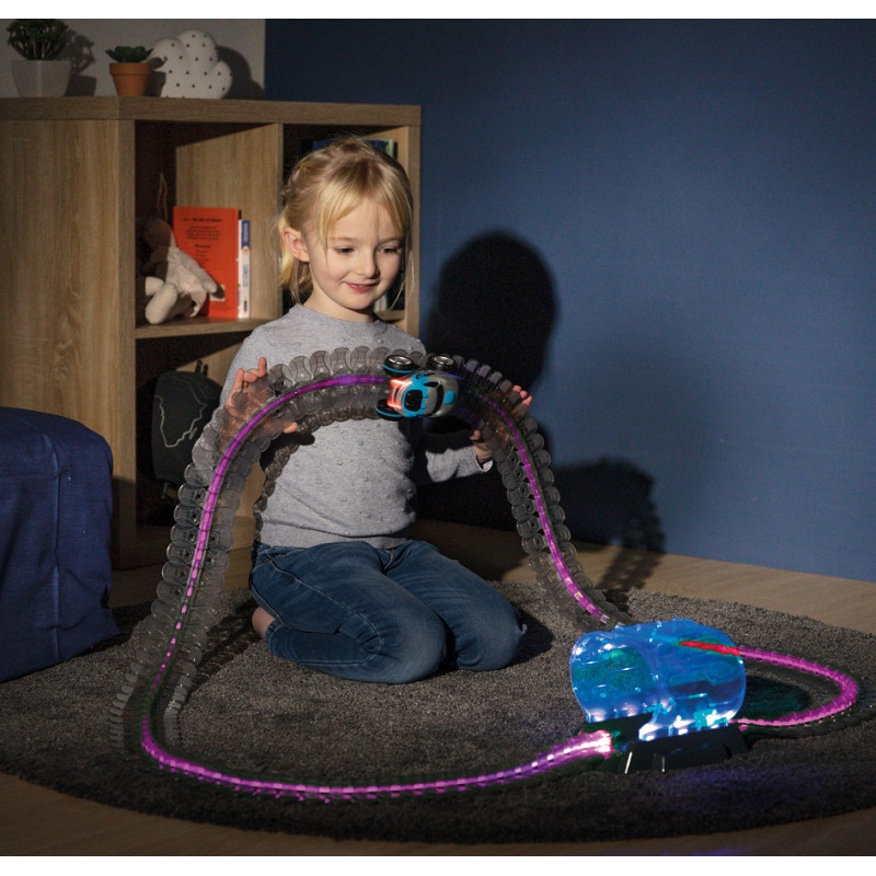 SMOBY Flextreme neoninė automobilių trasa su automobilio pradiniu rinkiniu