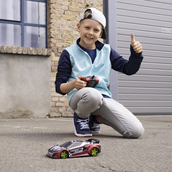 DICKIE lenktyninis automobilis RC Light Razor DICKIE lenktyninis automobilis RC Light Razor