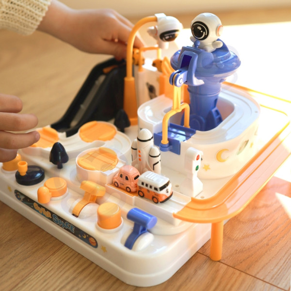 WOOPIE interaktyvus kliūčių ruožas automobiliams "Astronauto nuotykiai"