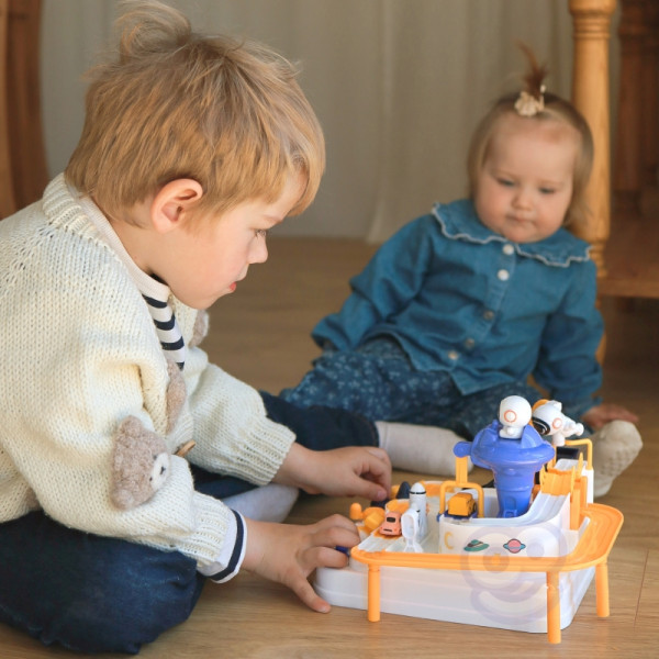 WOOPIE interaktyvus kliūčių ruožas automobiliams "Astronauto nuotykiai"