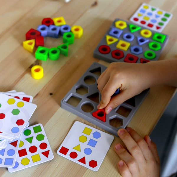 WOOPIE rungtynės formų dėlionė