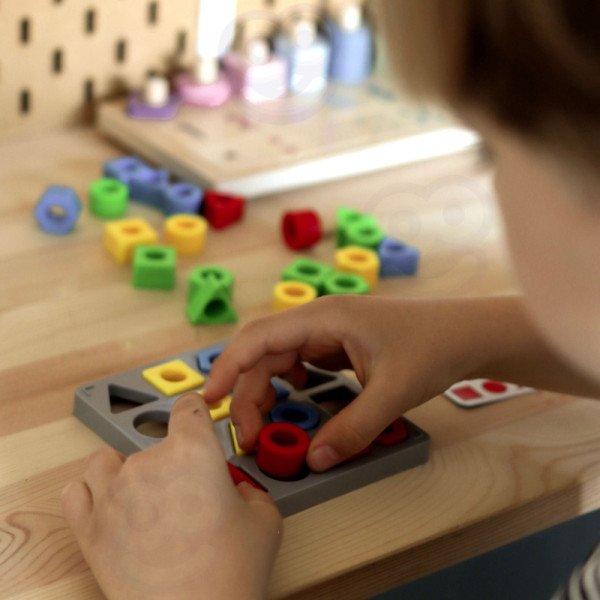 WOOPIE rungtynės formų dėlionė