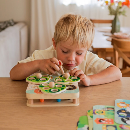 TOOKY TOY 2-в-1 Деревянная развивающая игра для детей «Тяни жуков»