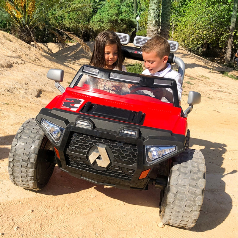 INJUSA 24 V akumuliatorinis monstras-džipas su LED priekiniais žibintais