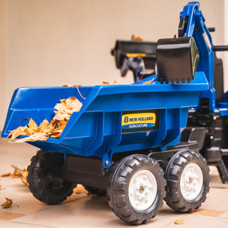 FALK New Holland pedalinis traktorius mėlynas su priekaba nuo 3 metų FALK New Holland pedalinis traktorius mėlynas su priekaba nuo 3 metų
