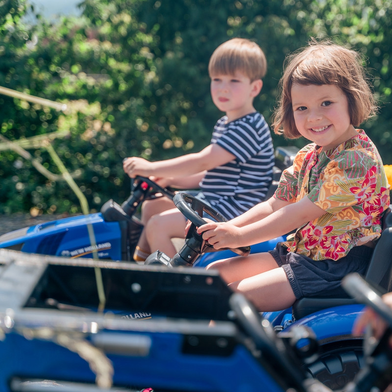 FALK New Holland Blue pedalinis traktorius su priekaba nuo 3 metų