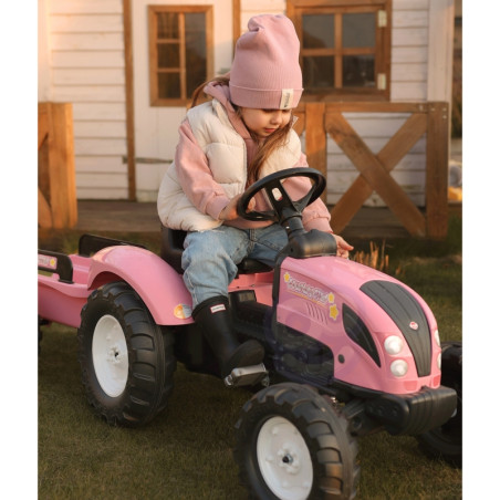 FALK traktorius Country Star Pink su pedalais + priekaba ir garso signalu nuo 2 metų. FALK traktorius Country Star Pink su pedalais + priekaba ir garso signalu nuo 2 metų.
