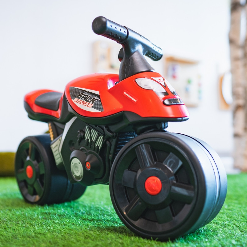 FALK Ride-on Racing raudoni platūs ratai 1+