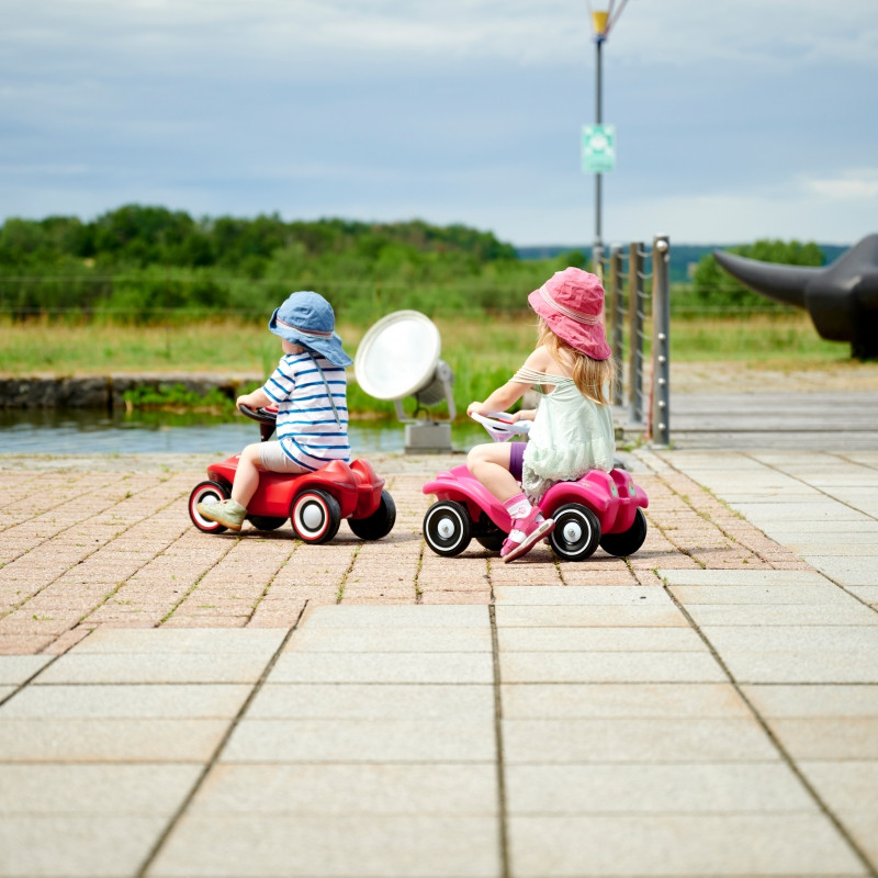 BIG Red Bobby automobilis Neo Red Rider