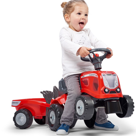 FALK traktorius Baby Mac Cormick Red su priekaba + akc. nuo 1 metų FALK traktorius Baby Mac Cormick Red su priekaba + akc. nuo 1 metų