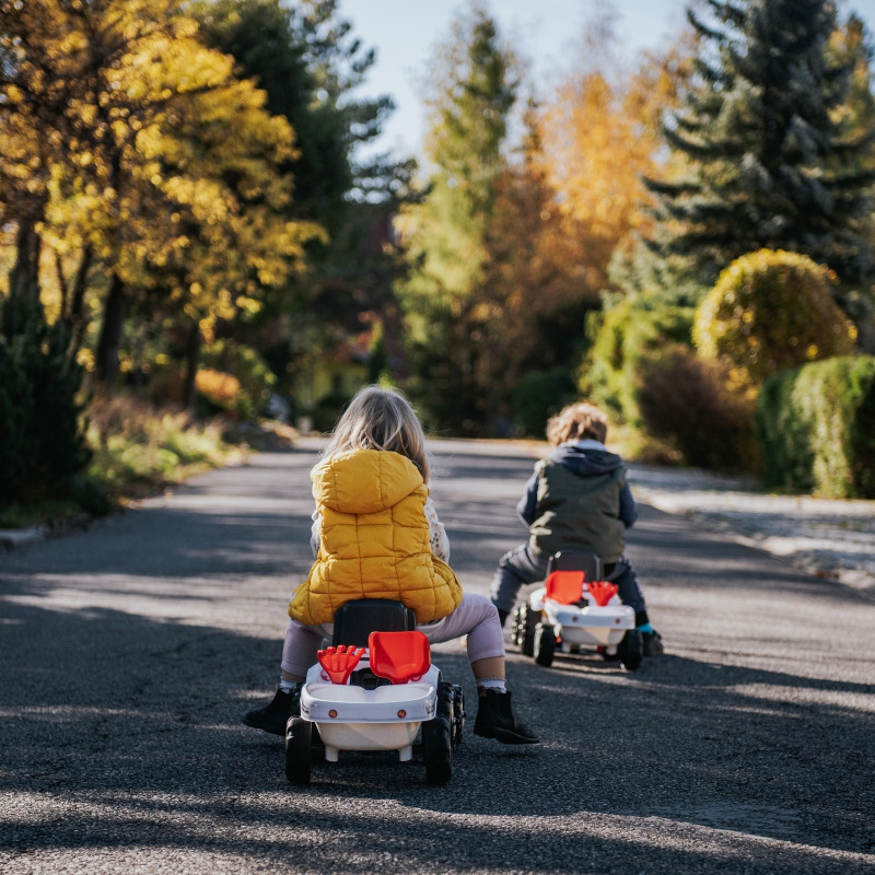FALK Baby Valtra traktorius baltas su priekaba + akc. nuo 1 metų