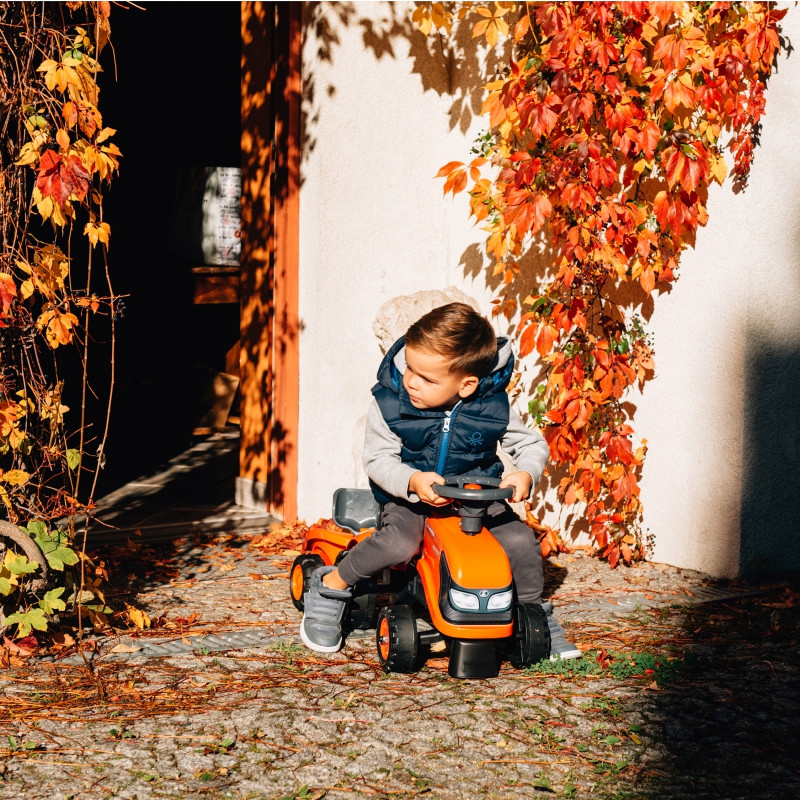 FALK Kubota oranžinis traktorius su priekaba + akc. nuo 1 metų
