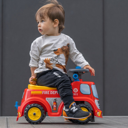 FALK važiuojamasis gaisrinis automobilis su garso signalu nuo 1 metų FALK važiuojamasis gaisrinis automobilis su garso signalu nuo 1 metų