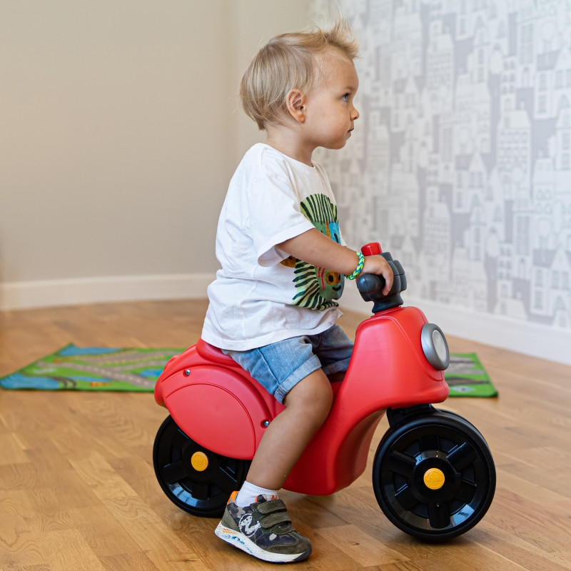 FALK Važiuojamasis paspirtukas Strada Scooter Red Silent padangos nuo 1 metų