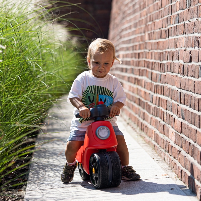 FALK Važiuojamasis paspirtukas Strada Scooter Red Silent padangos nuo 1 metų