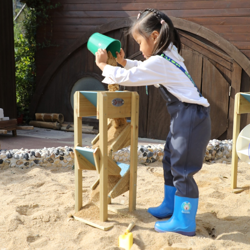 CLASSIC WORLD EDU Playground Sand Toy Gutters