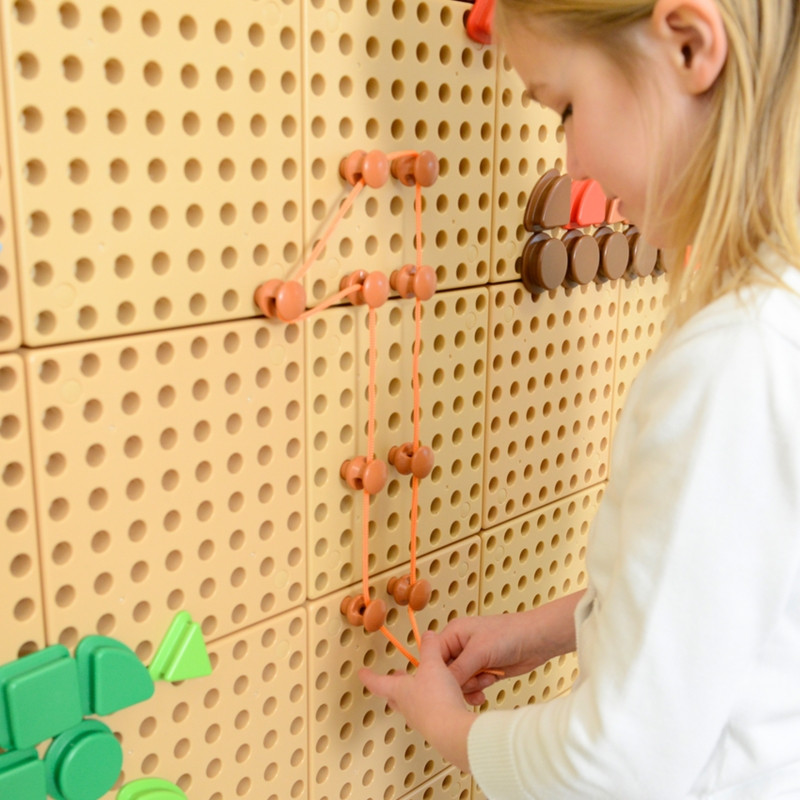 MASTERKIDZ Pegs and Strings Set - For the STEM Science and Creative Board