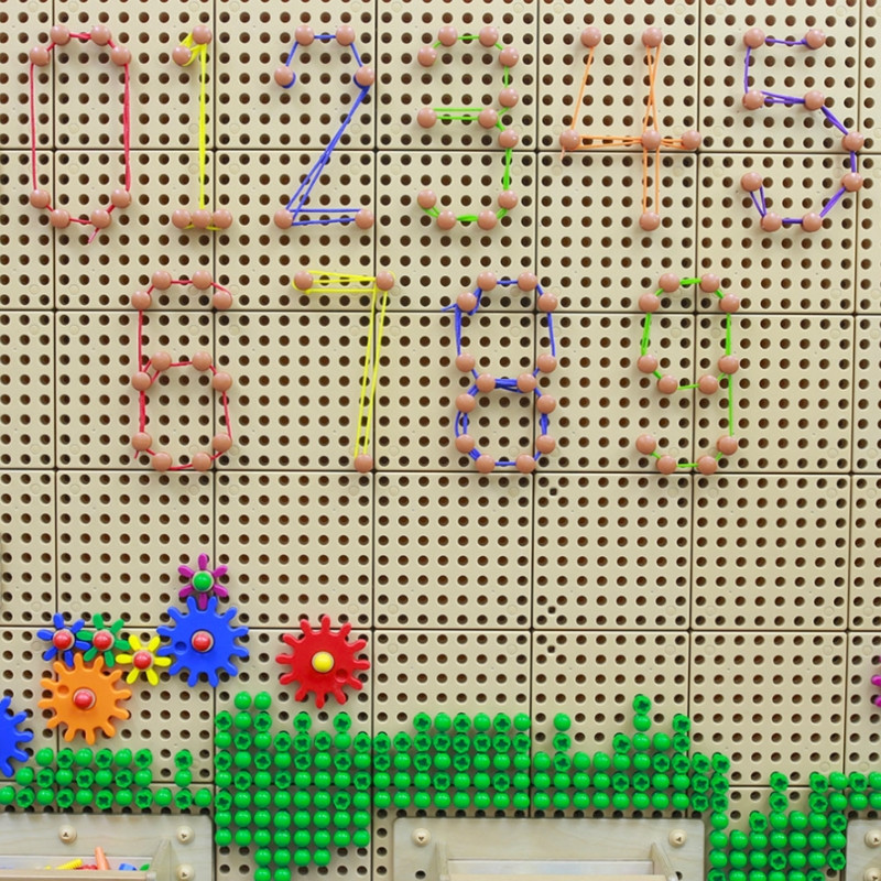 MASTERKIDZ Pegs and Strings Set - For the STEM Science and Creative Board