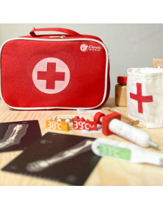 CLASSIC WORLD Medinis rinkinys Little Doctor Doctor Lagaminas 19 vnt. 2