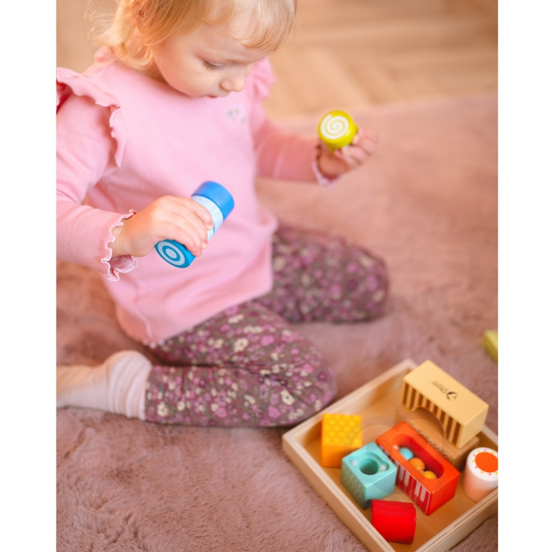 CLASSIC WORLD Mediniai sensoriniai blokai 7 funkcijos Daugiafunkcinės dėlionės formos Garsas MONTESSORI 14 vnt.