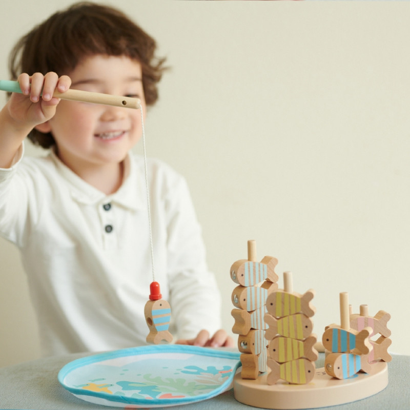 CLASSIC WORLD Деревянная игра «Рыбалка» Набор из 2 удочек 24 предмета.