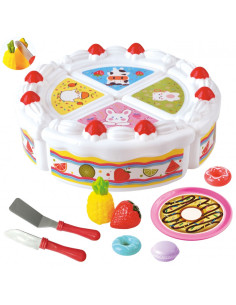 Торт ко дню рождения ВУПИ с нарезанными фруктами и сладостями