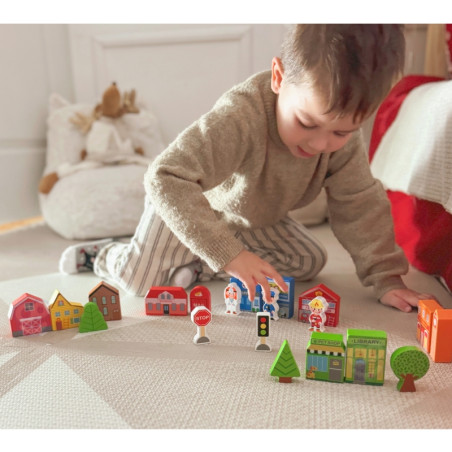 TOOKY TOY medinių miesto pastatų ir figūrėlių rinkinys TOOKY TOY medinių miesto pastatų ir figūrėlių rinkinys