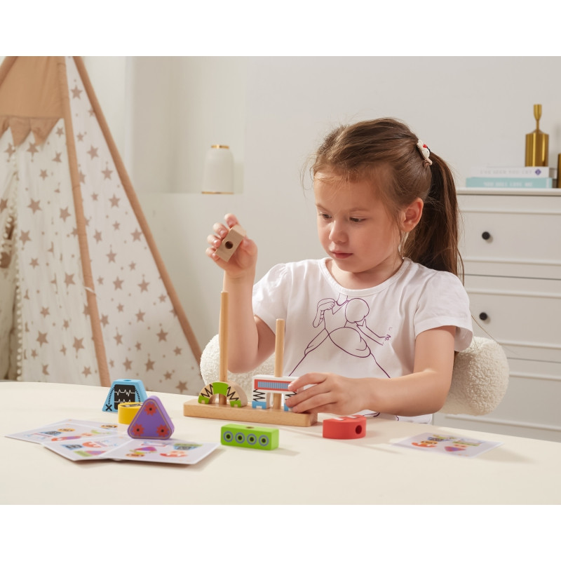 VIGA dėlionės piramidės robotai + modeliai 8 vnt.