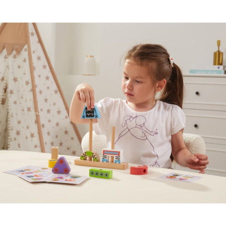 VIGA dėlionės piramidės robotai + modeliai 8 vnt. VIGA dėlionės piramidės robotai + modeliai 8 vnt.