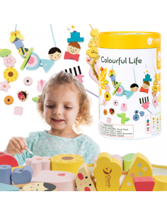 CLASSIC WORLD Medinės sriegimo kaladėlės Dressing Kids 73 vnt.