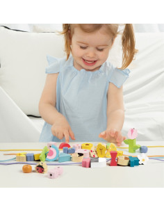CLASSIC WORLD Medinės sriegimo kaladėlės Dressing Kids 73 vnt. 2