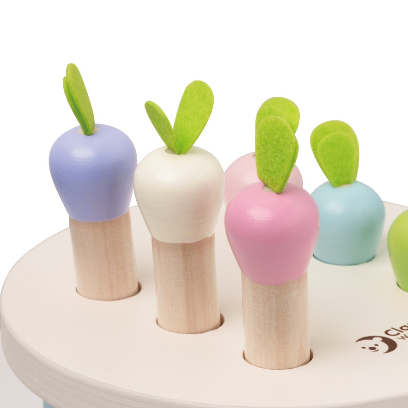 CLASSIC WORLD Wooden Toy Hit the Carrot with Hammer 8 pcs.