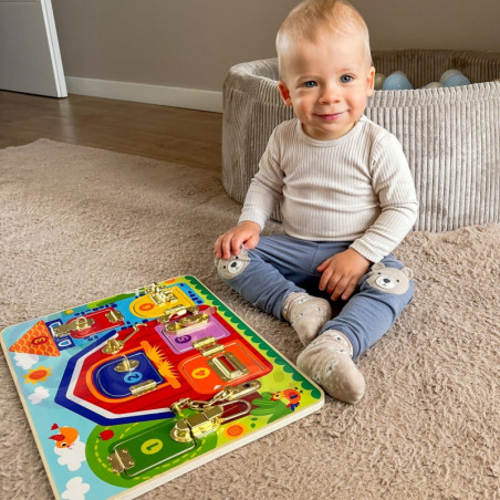 TOOKY TOY edukacinė žaidimo lenta "Pilies ūkis"