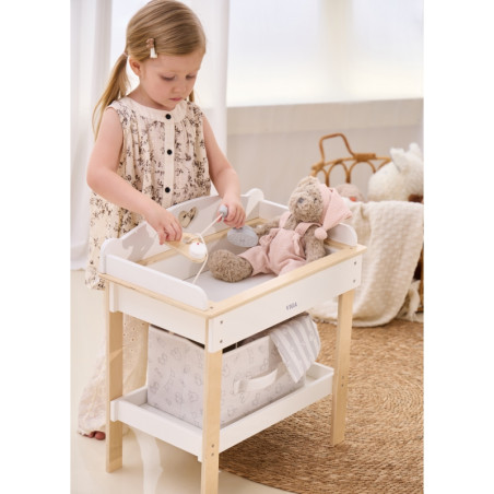 Деревянный пеленальный столик VIGA 2 в 1, ванночка для кукол Деревянный пеленальный столик VIGA 2 в 1, ванночка для кукол