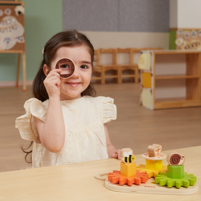 VIGA Wooden Gear Sorter "Shapes and Mechanisms"