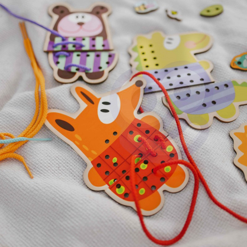 WOOPIE GREEN Деревянное кружево 5-в-1 Животные для продевания ниток