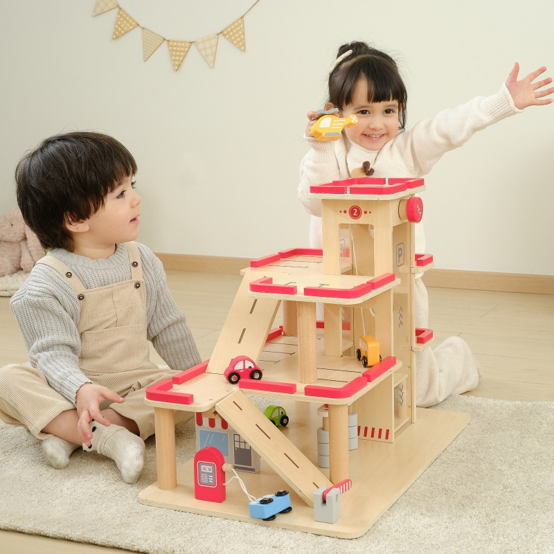 Деревянная парковка VIGA для автомобилей с лифтом на 4 машины и вертолетом