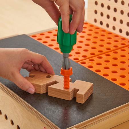 MASTERKIDZ STEM darbastalio priedų rinkinys 111 vnt.