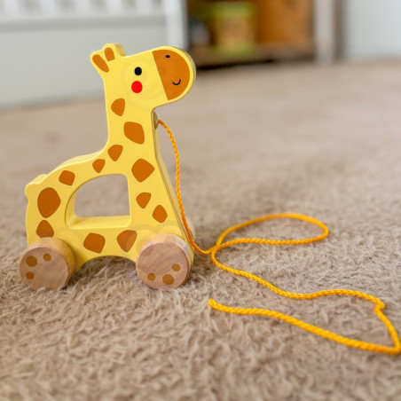TOOKY TOY medinė traukianti žirafa TOOKY TOY medinė traukianti žirafa