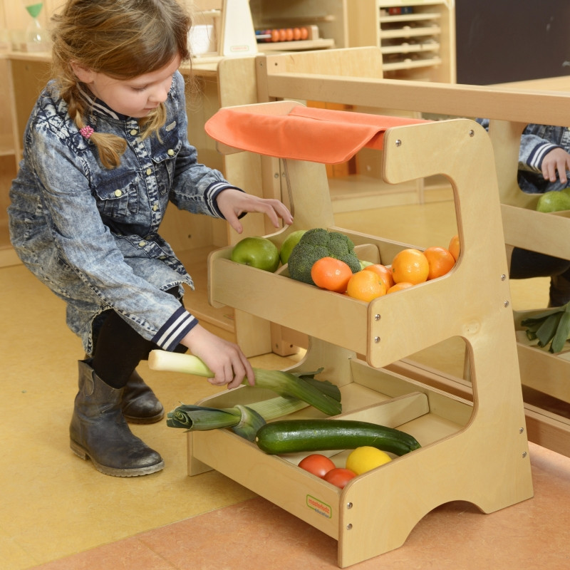 MASTERKIDZ medinis mugės stendas žaidžia parduotuvėje