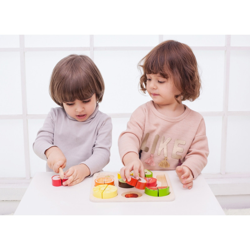 CLASSIC WORLD MONTESSORI Vaisių pjaustymo rinkinys Velcro 20 vnt.