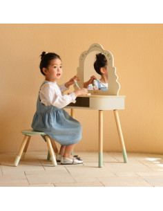 CLASSIC WORLD Medinis kosmetinis staliukas su kėdute, papuošalais ir veidrodžiu 2